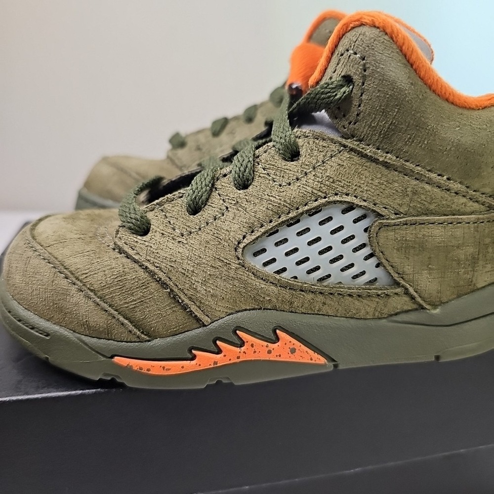 8C Toddler Nike Air Jordan 5 Retro "Olive" Army Solar 2024 440890-308 VNDS - Picture 8 of 13